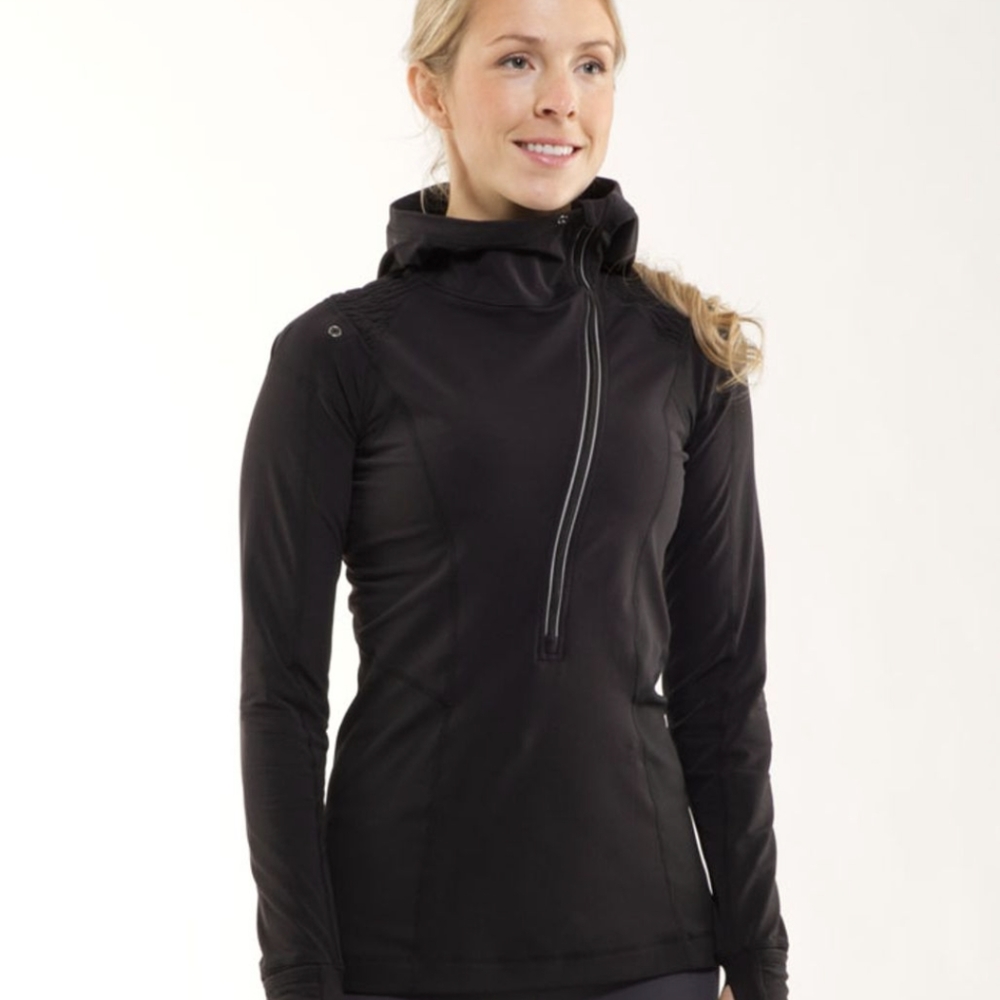 Lululemon Run for It Pullover size 6